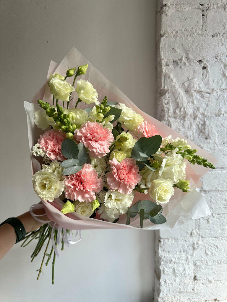 Flowers and bouquets delivery Vprirode, Moscow, photo