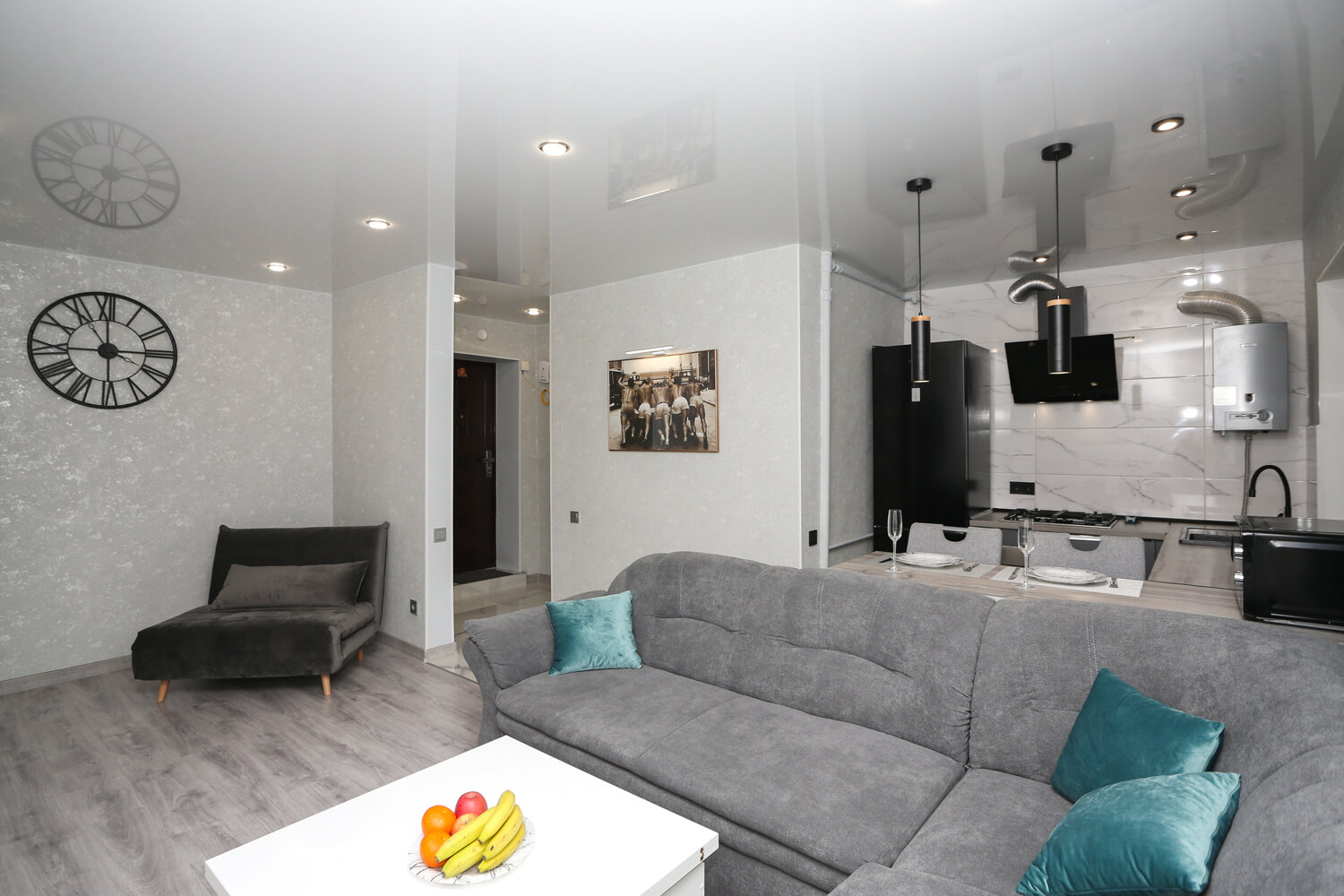 Фото Двухкомнатная квартира в самом центре