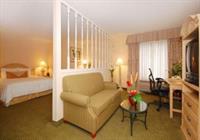 Фото Baymont by Wyndham South Holland