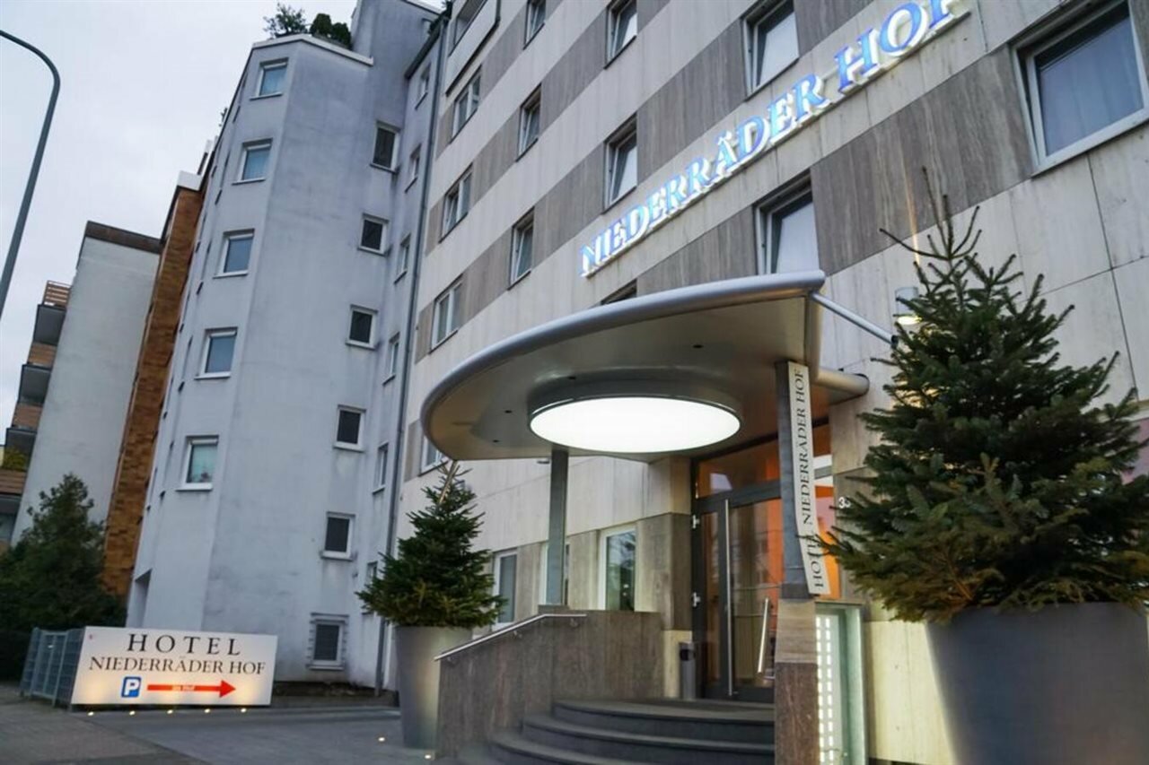 Фото Hotel Niederraeder Hof