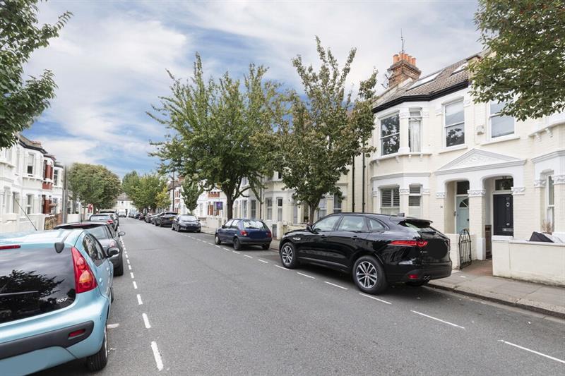 Фото Altido Charming 3 bed house with a rooftop terrace