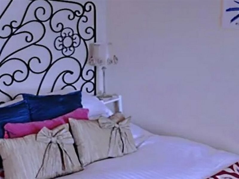 Фото The Linton Hotel