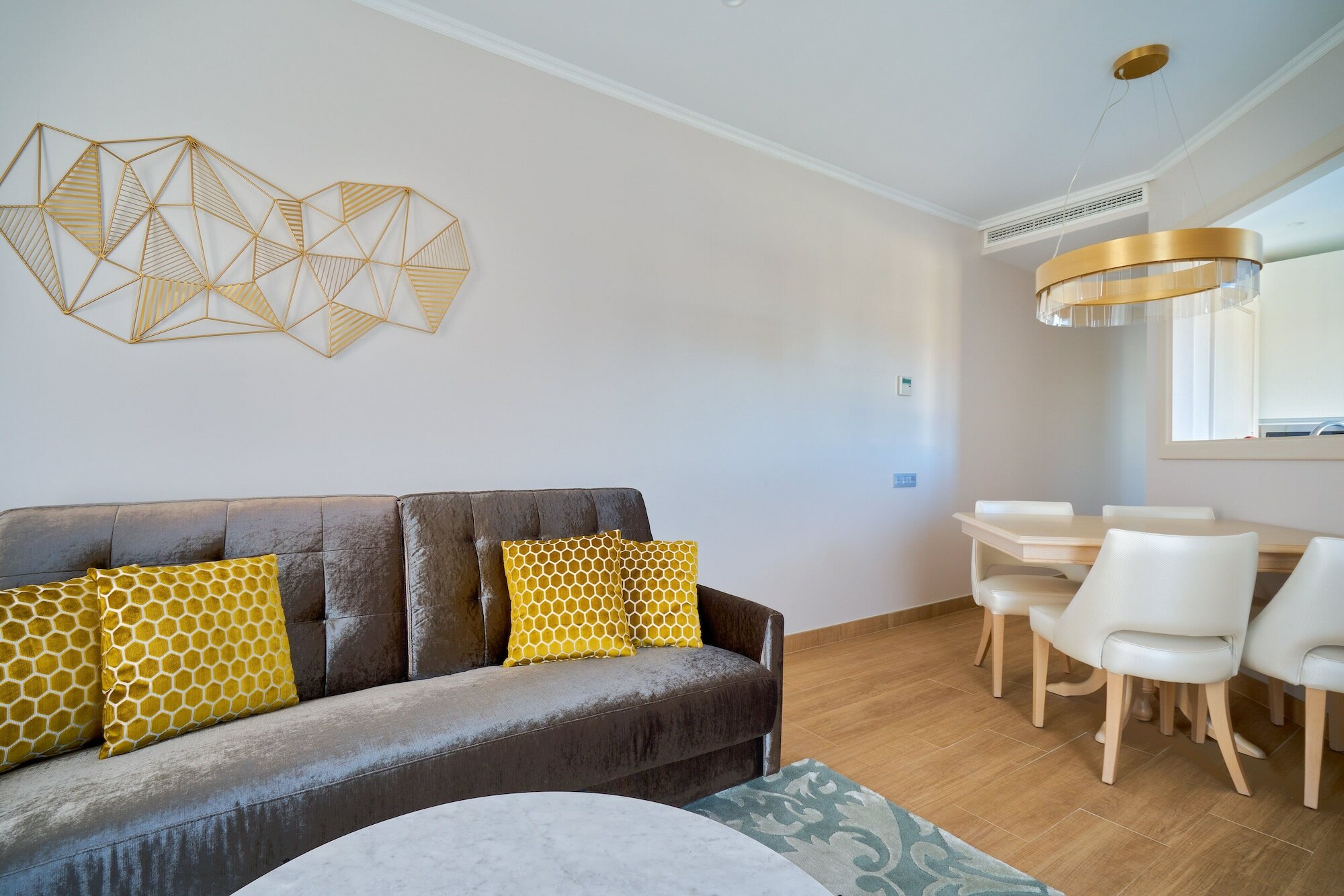 Фото Tandem Soho Suites