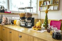 Фото Dalkom Myeongdong Guesthouse