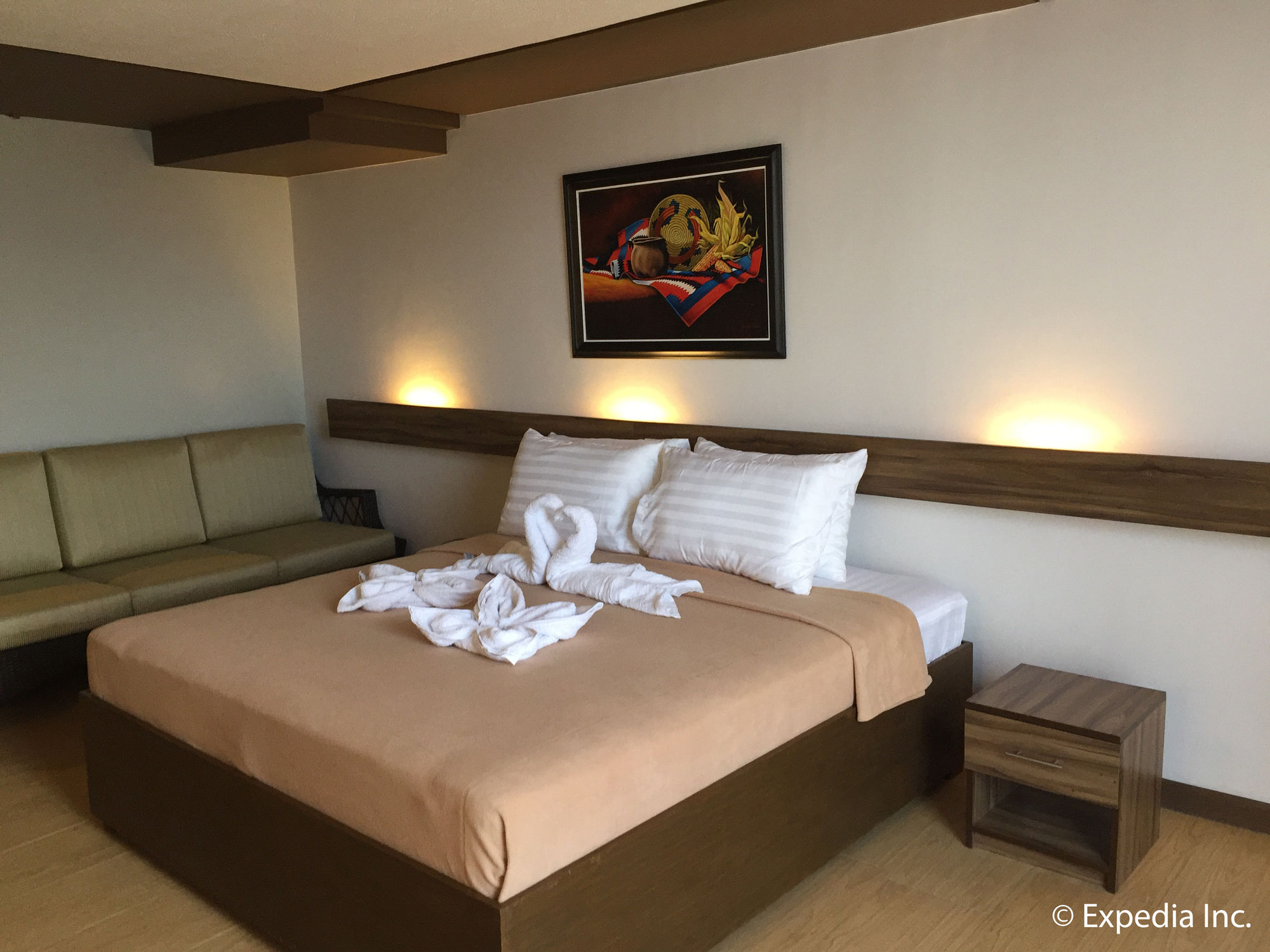 Фото Leope Hotel