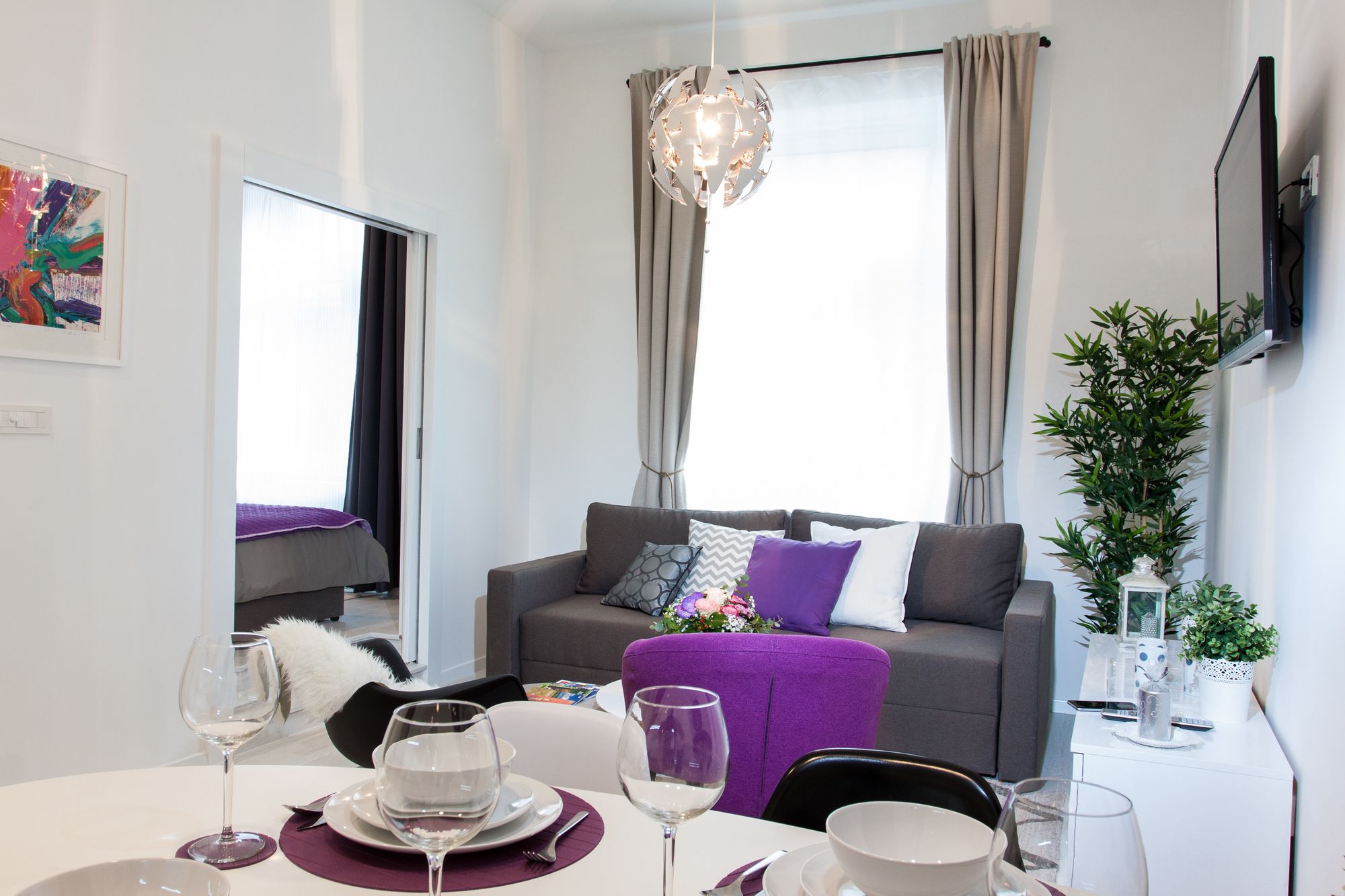 Фото Tesla Boutique Apartments & Rooms