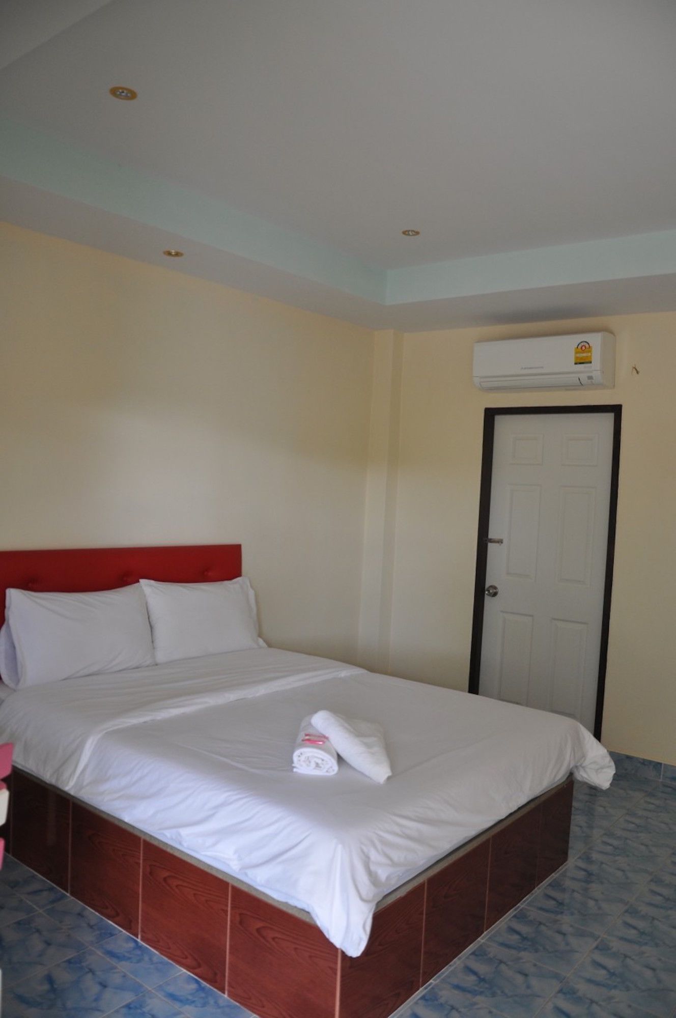 Фото Wattana Hill Resort