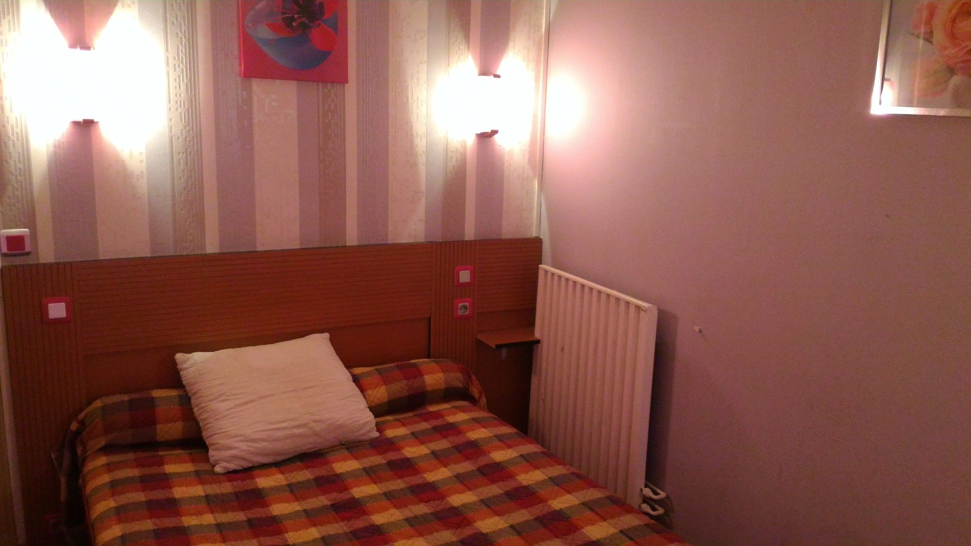 Фото Hotel Le Parisien