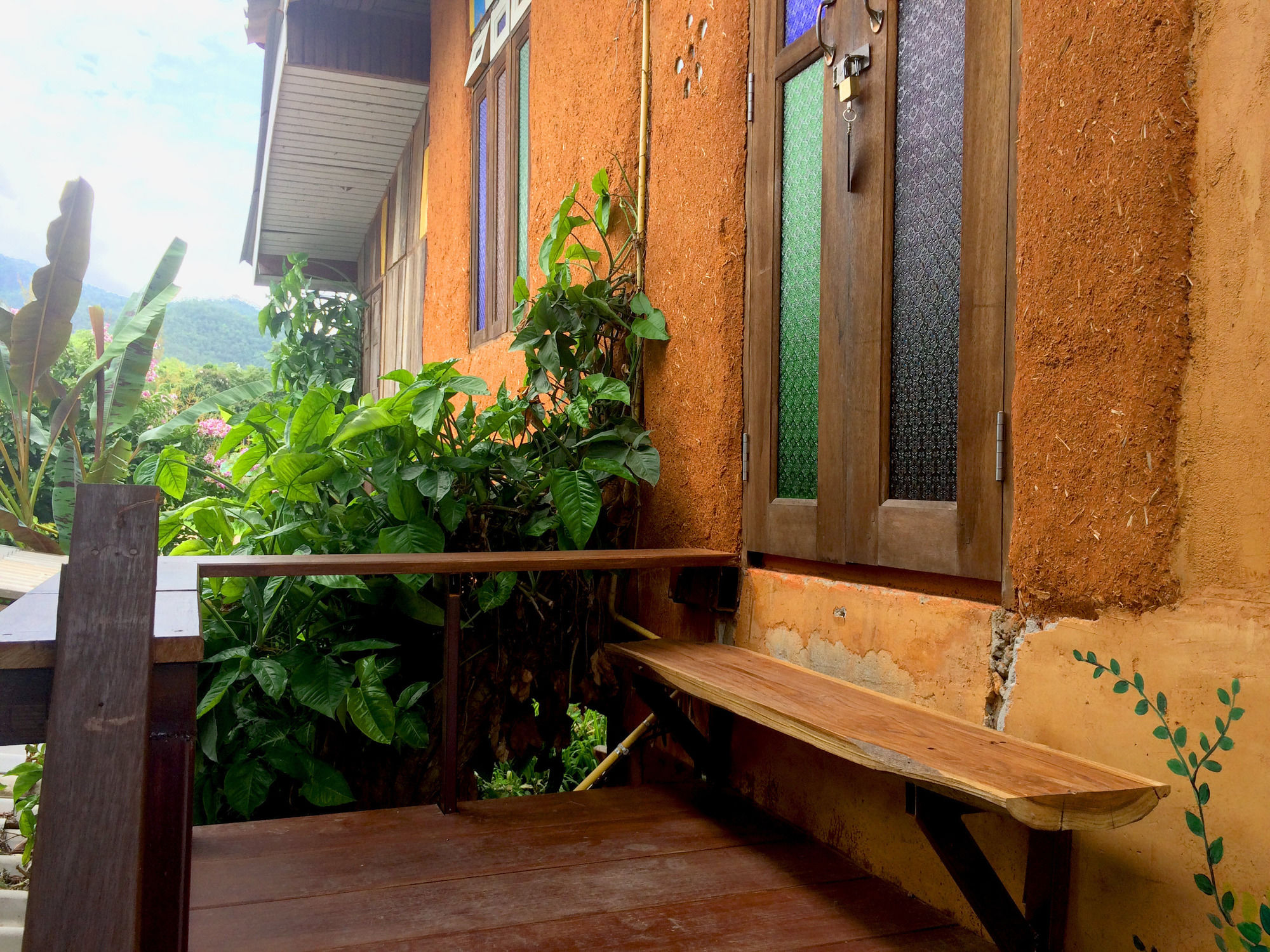 Фото Sawasdeepai River Resort