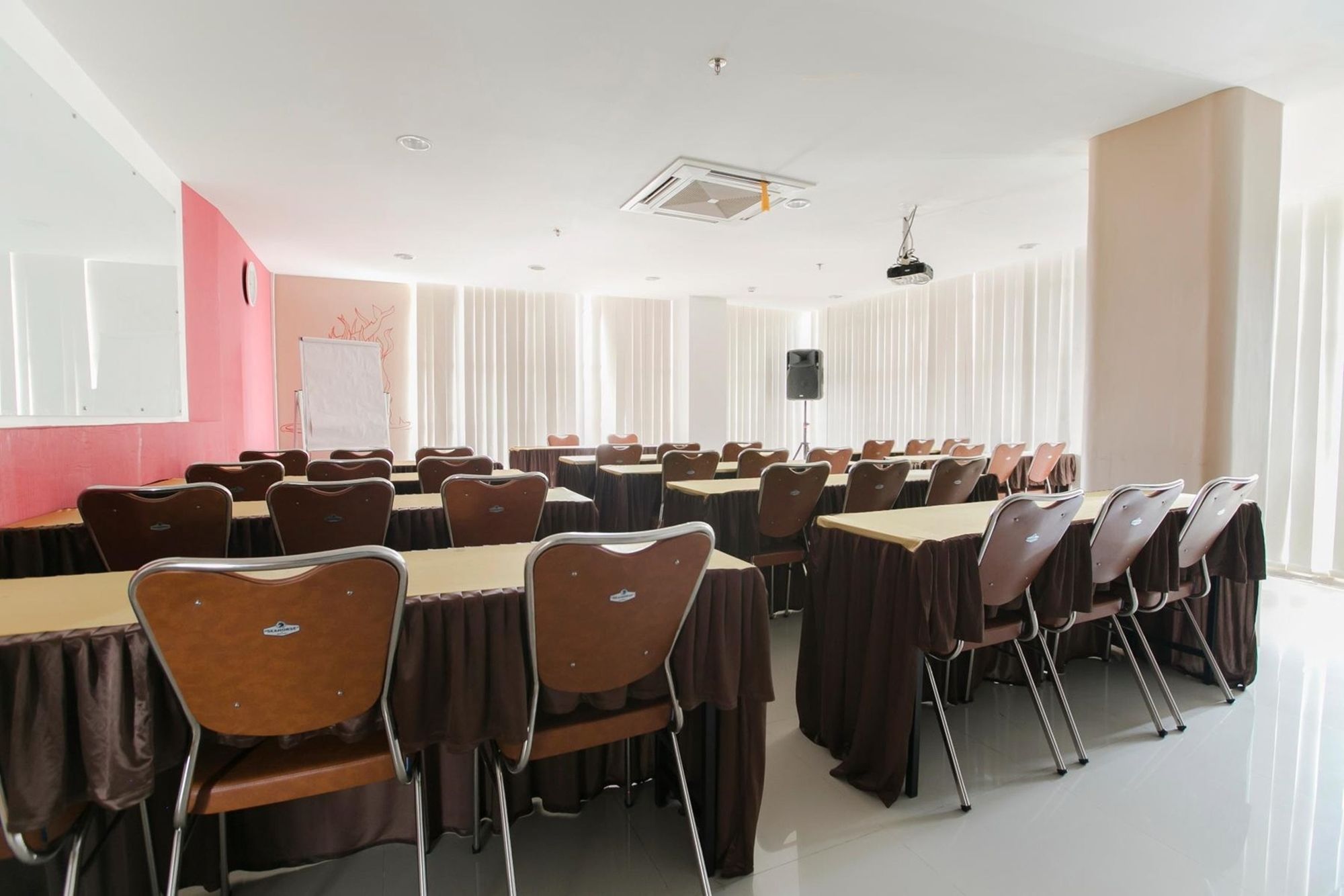 Фото Evora Hotel