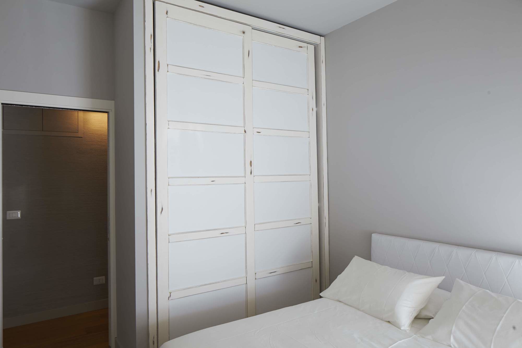 Фото Ferrini Home - Etnea Portrait