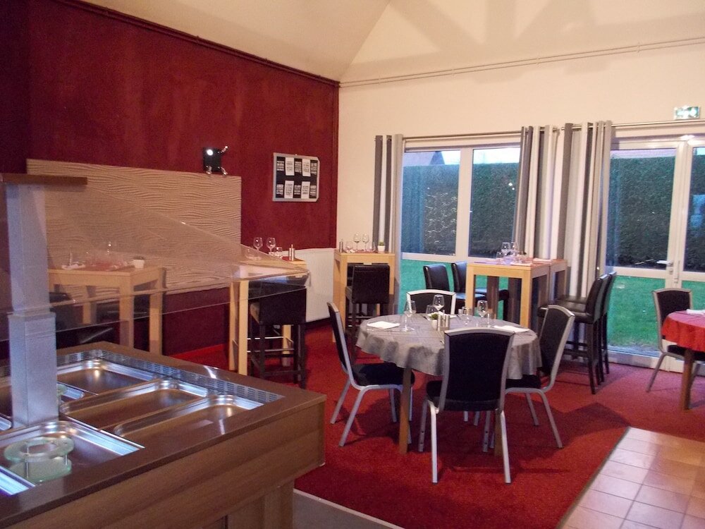 Фото Hôtel le Pavillon de Rouen