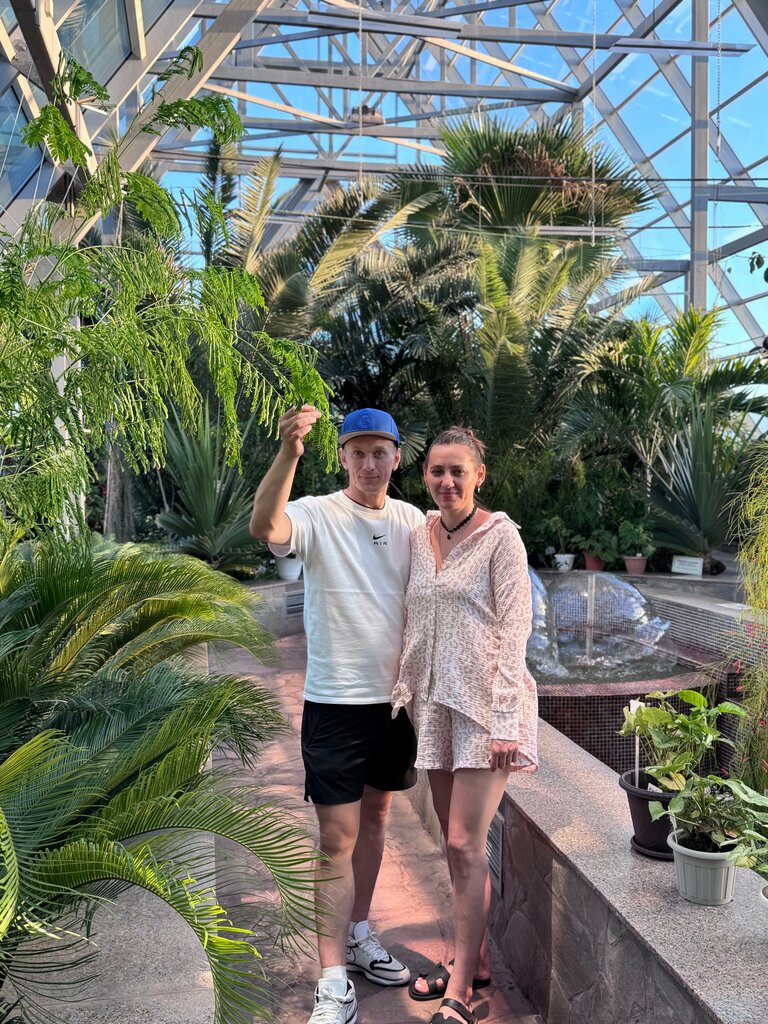 Shopping mall Orda, Accol, photo