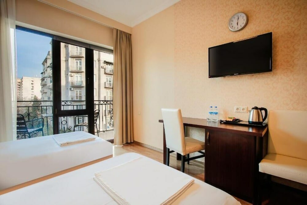 Фото Отель Gtm Plaza