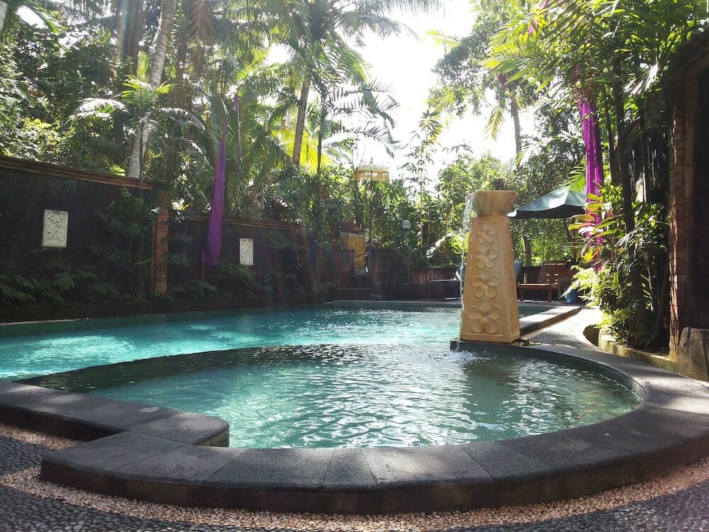 Фото Bali Putra Villa