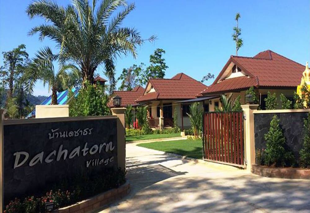 Фото Dachatorn Village