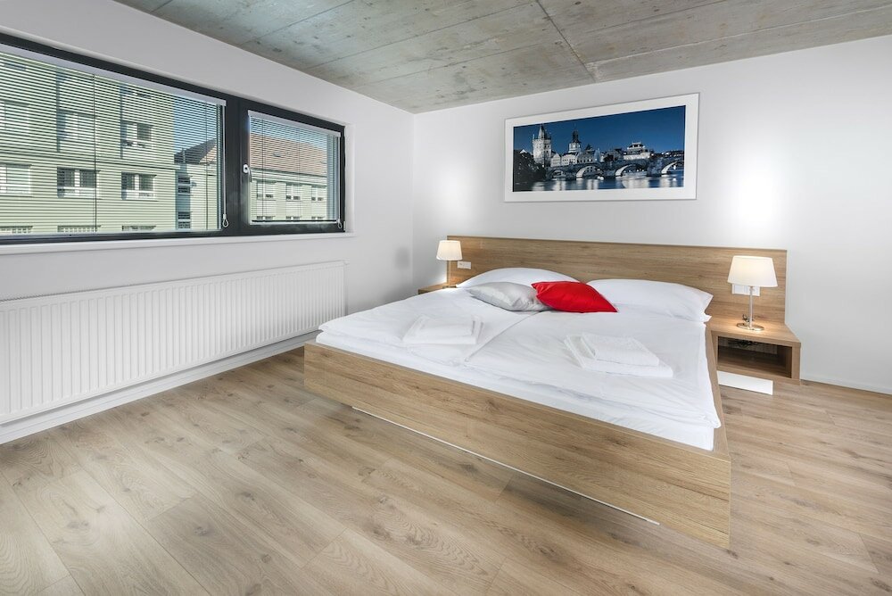 Фото Downtown Suites Belohorska