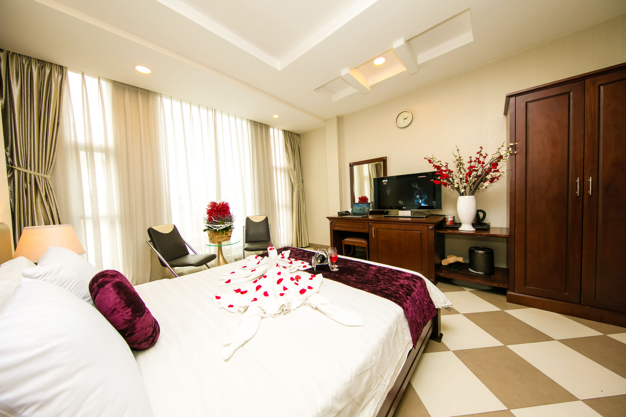 Фото Quy Hung Hotel
