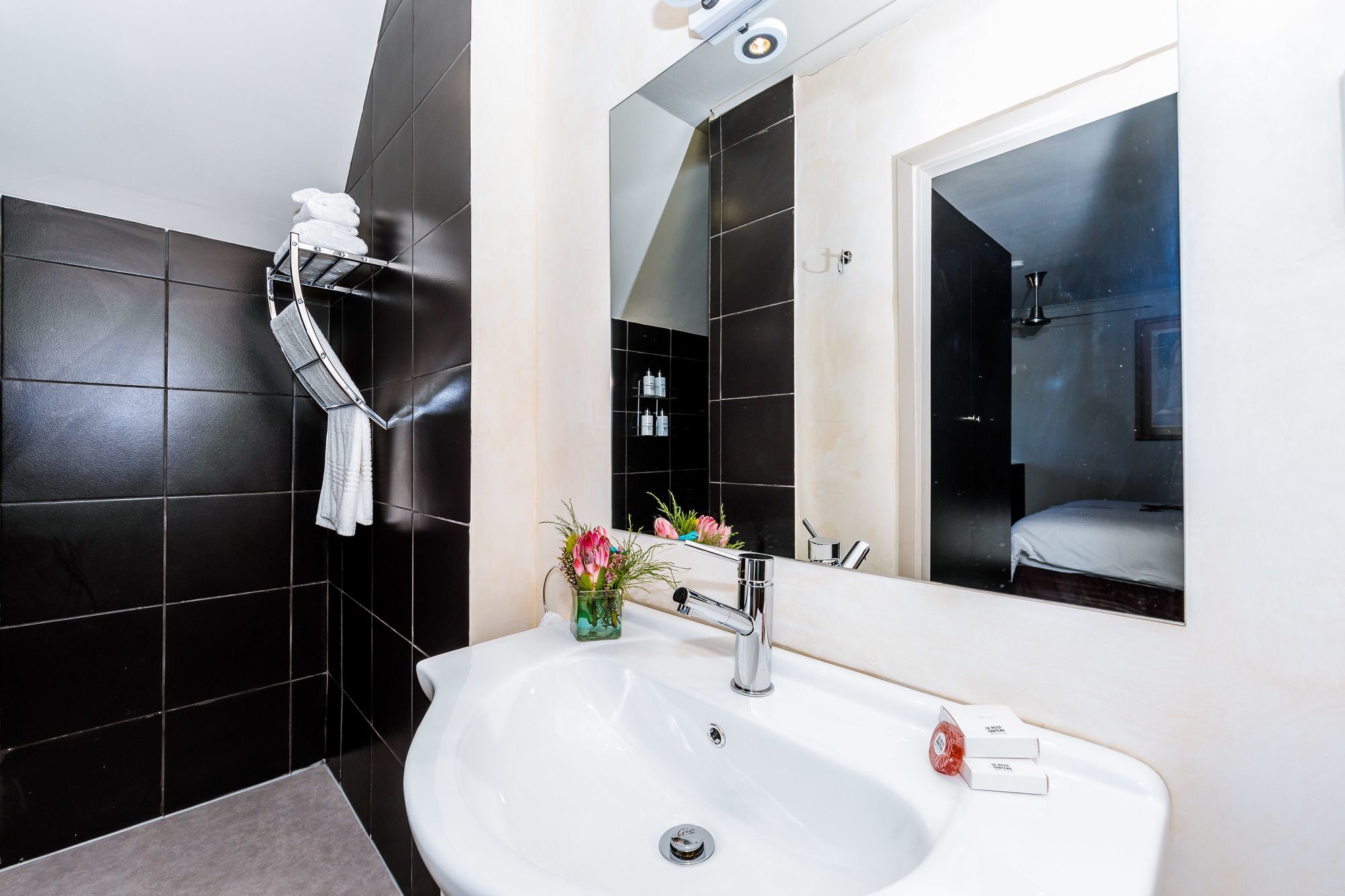 Фото Le Petit Chateau