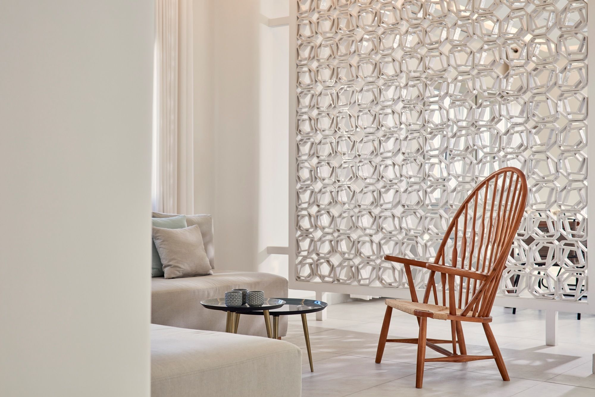 Фото Aqua Blue Hotel