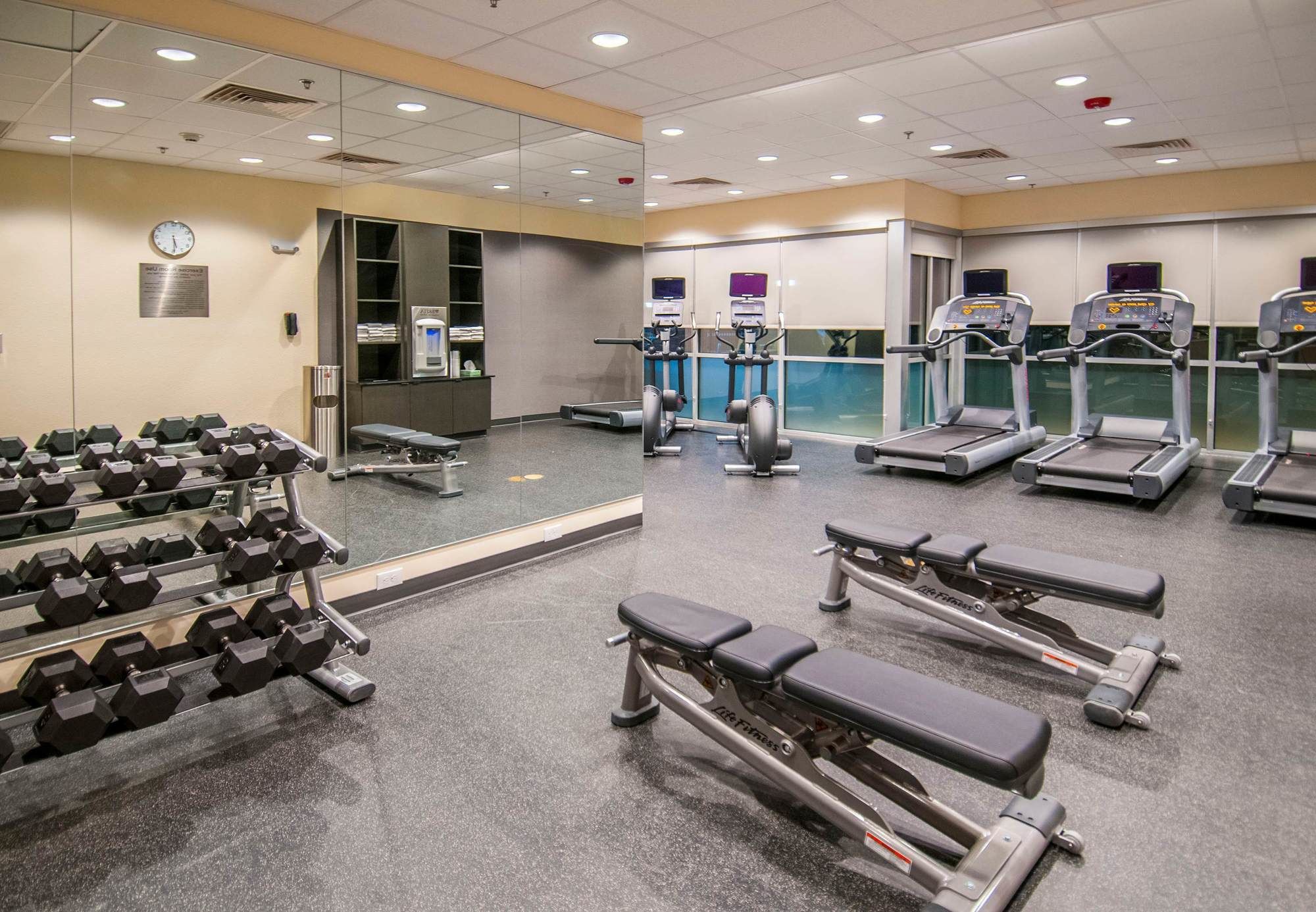 Фото Fairfield Inn & Suites San Antonio Brooks City Base