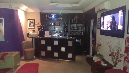 Гостиница Dcove Hotel & Suites в Лагосе