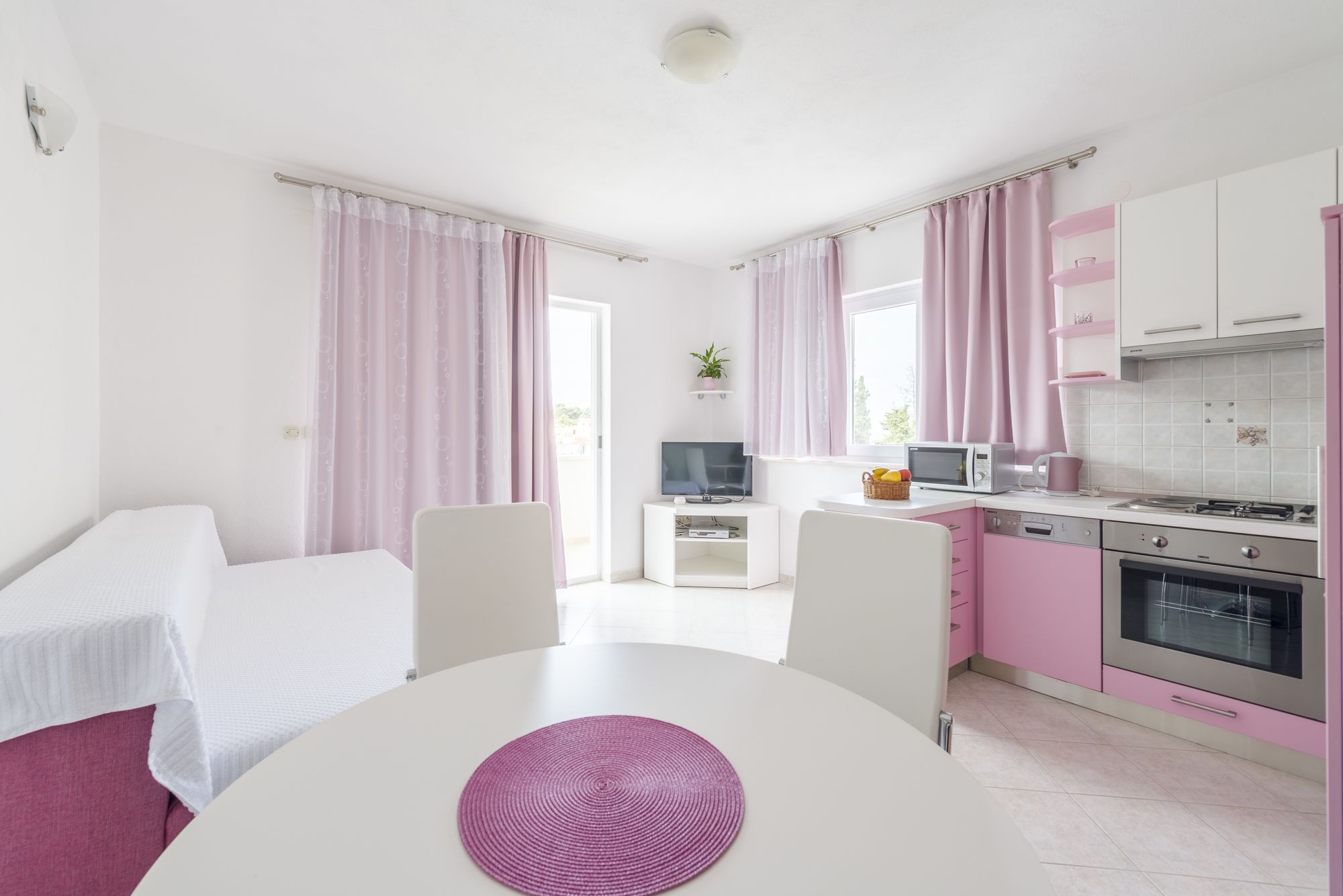 Фото Apartmani Nikolina