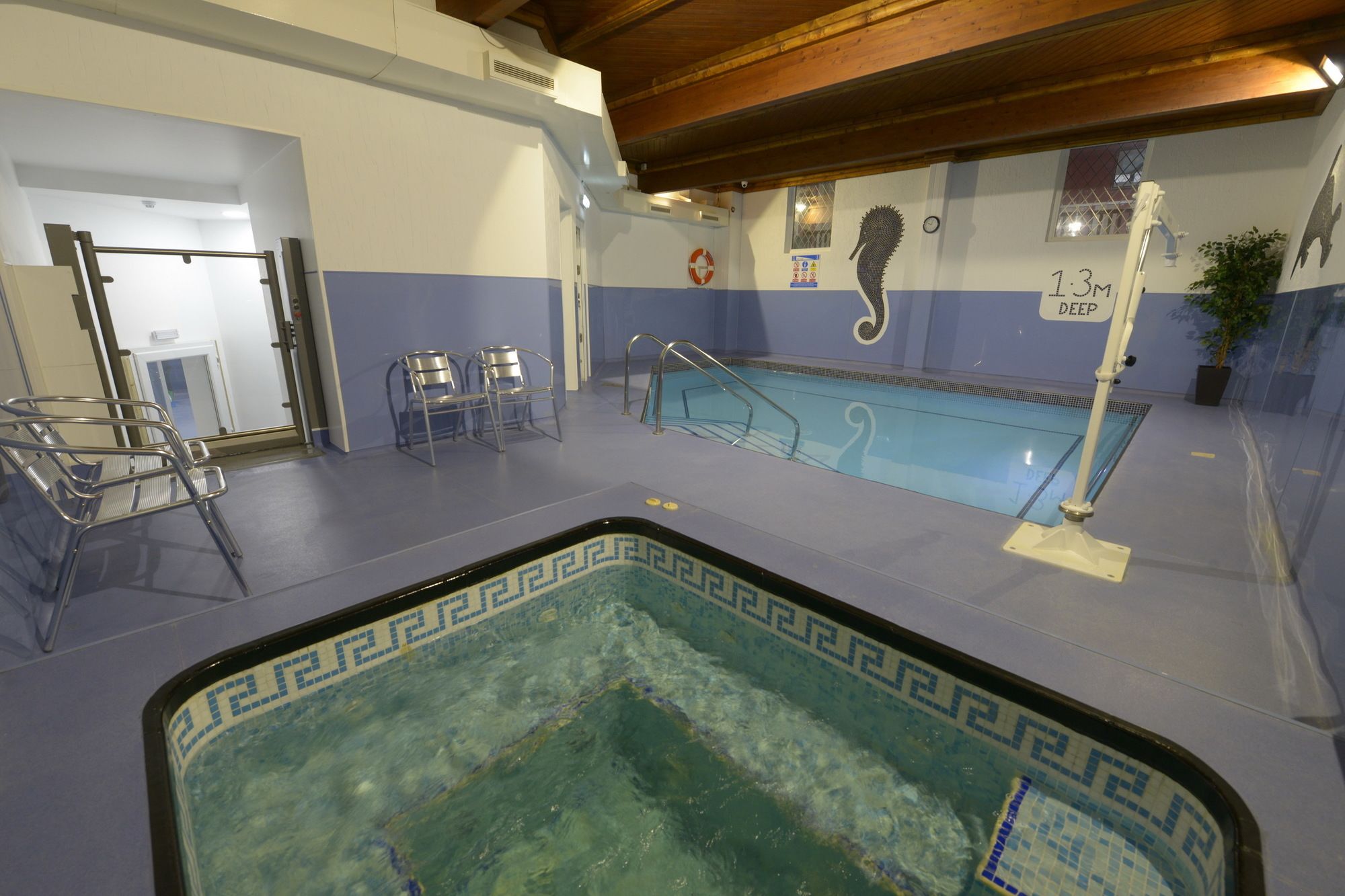 Фото The Royal Maritime Club