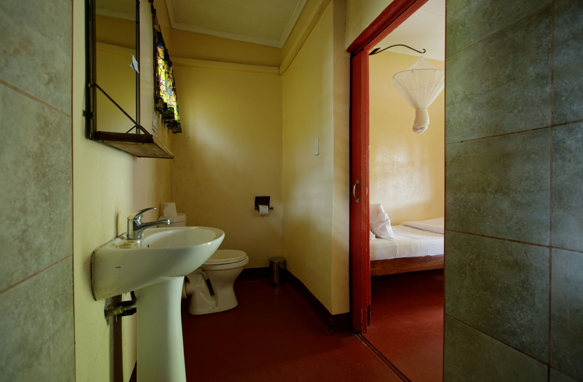 Фото Jollyboys Backpackers