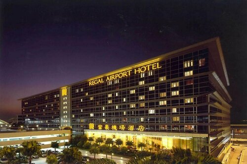 Гостиница Regal Airport Hotel