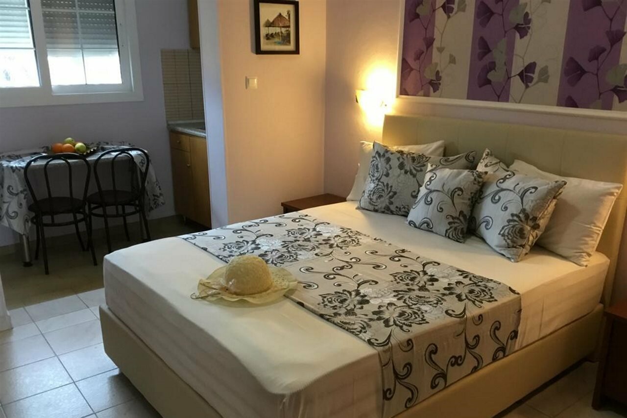 Фото Markos Studios