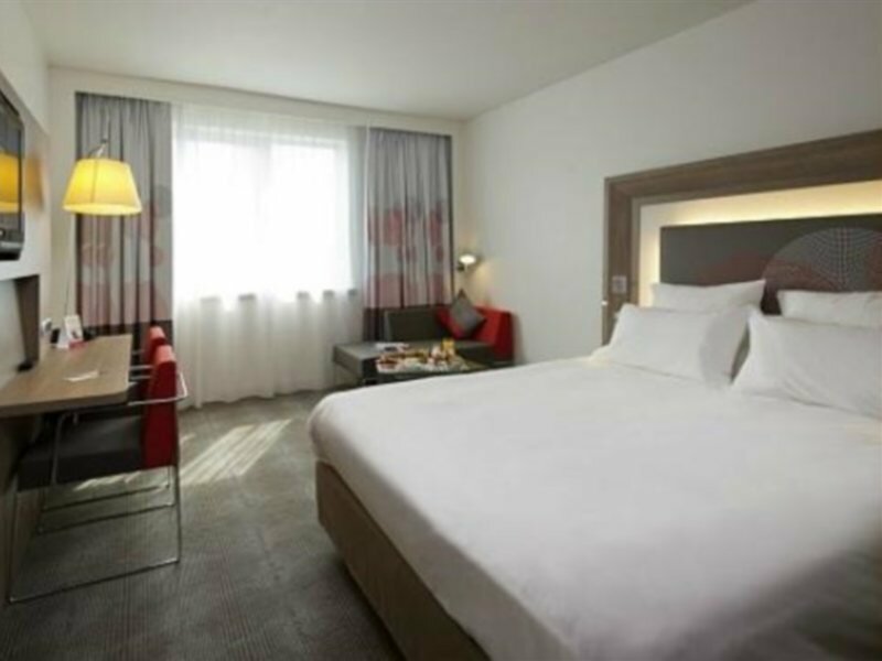 Фото Novotel Leuven Centrum