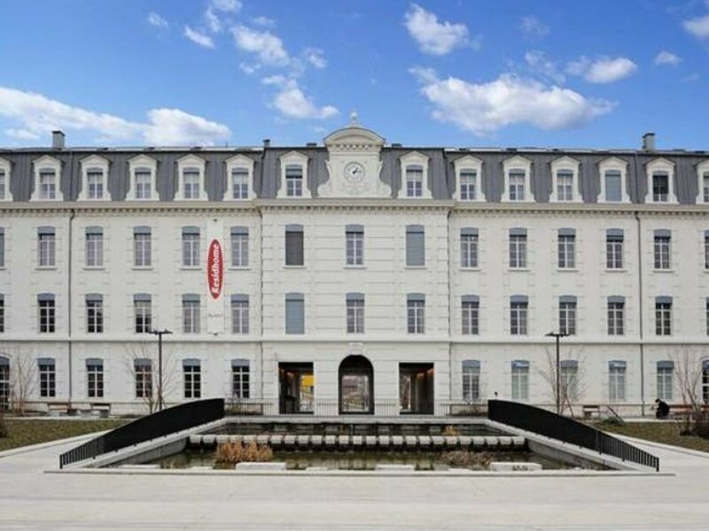 Фото отеля 1