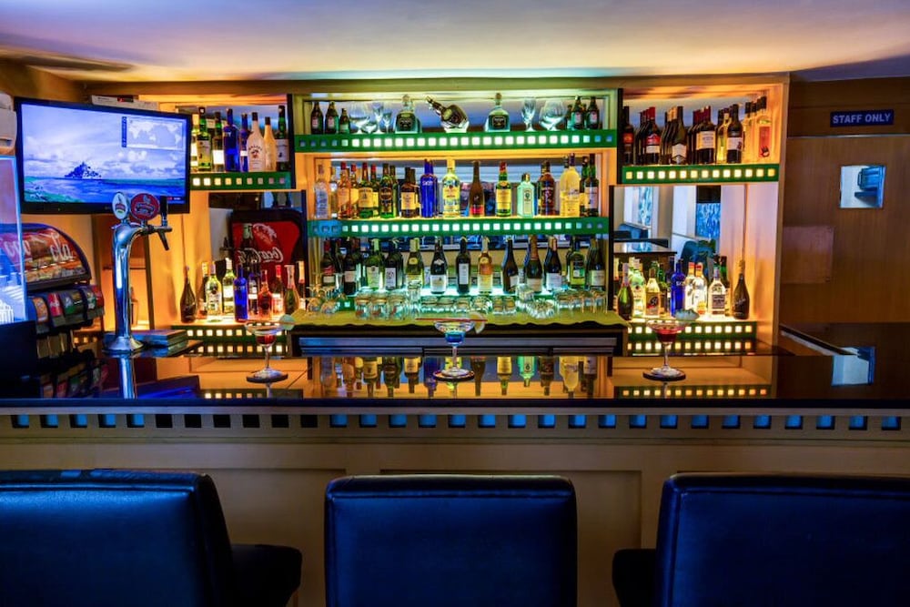 Фото Radha Regent