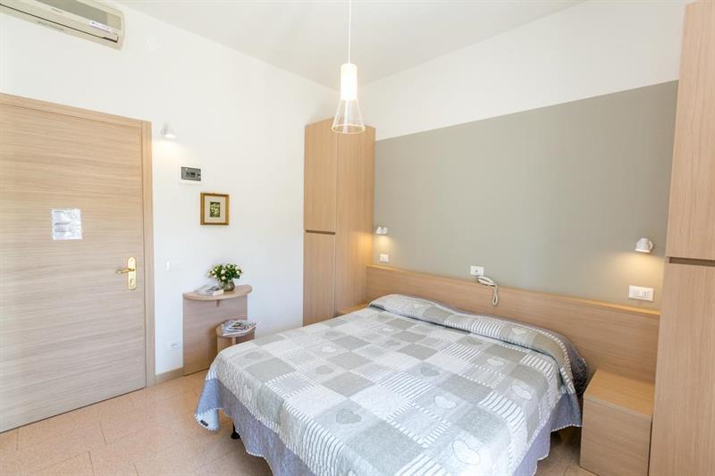 Фото Hotel Colonna