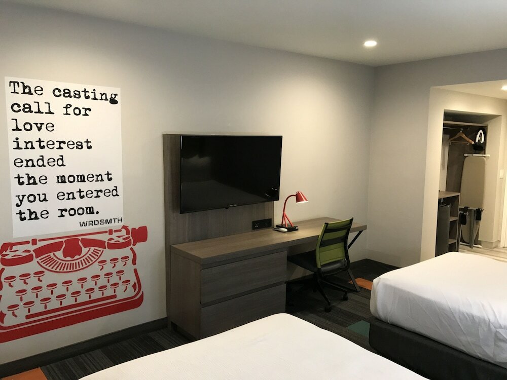 Фото Rodeway Inn near Melrose Ave