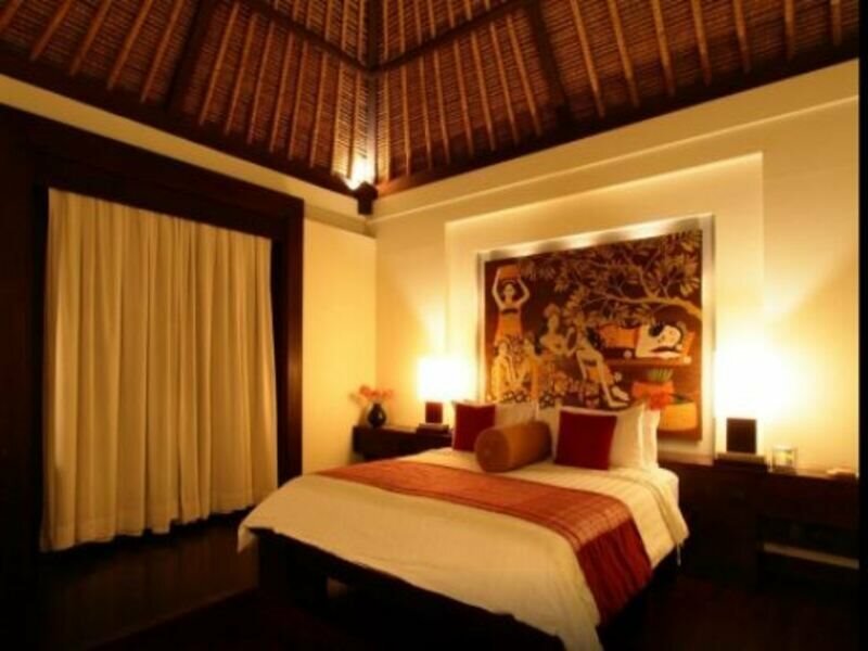 Фото The Sandi Phala