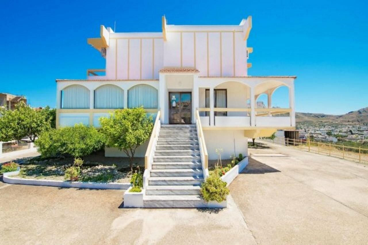 Фото отеля 3