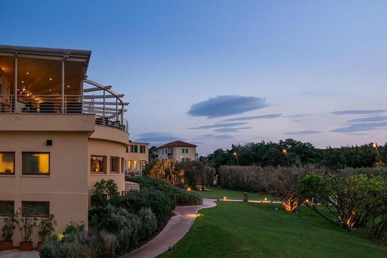 Фото Tombolo Talasso Resort