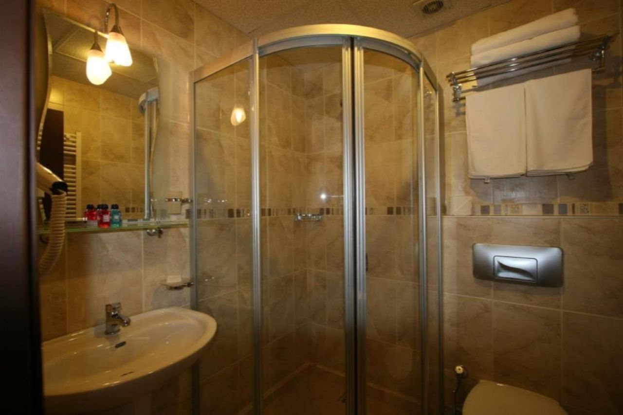 Фото Peninsula Grand Hotel