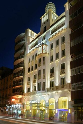 Внешний вид отеля Vincci Zaragoza Zentro в Сарагосе, фото 1