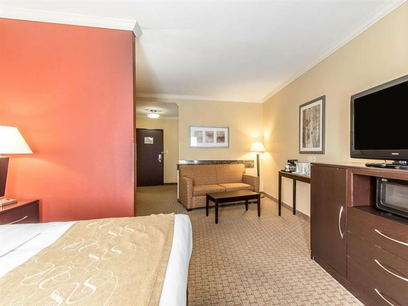 Фото Comfort Suites Lawton Near Fort Sill