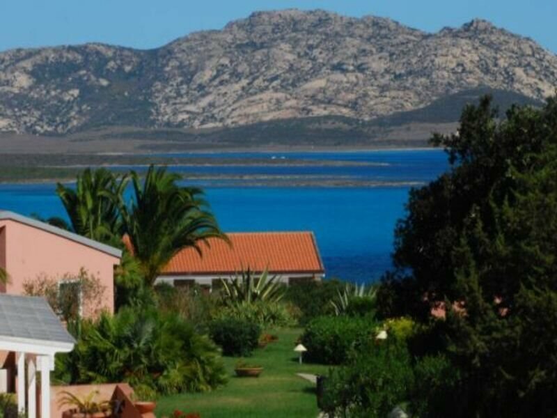 Фото Cala Rosa Club Hotel