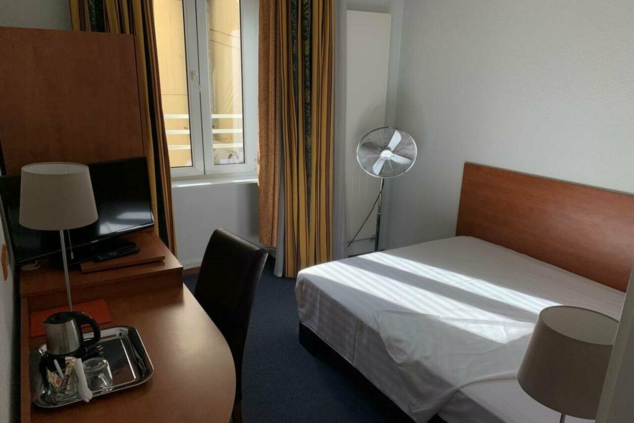 Фото Admiral Hotel