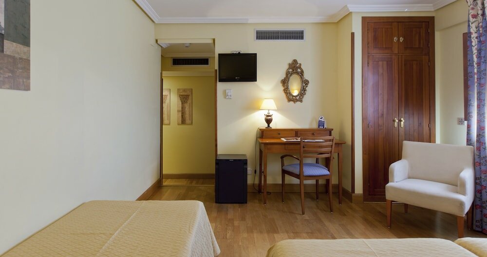 Фото Hotel Casona de la Reyna