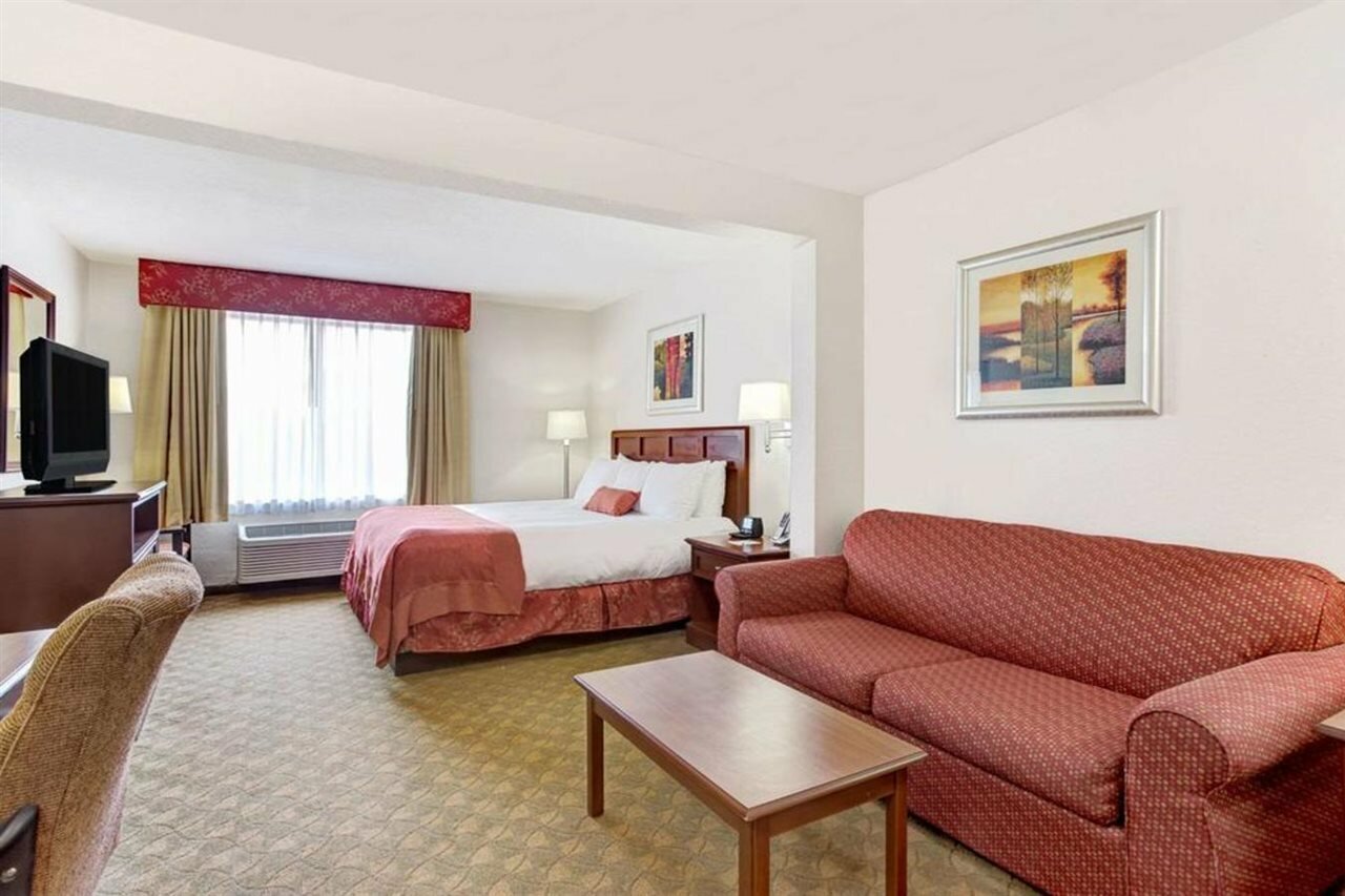 Фото Holiday Inn Tampa North