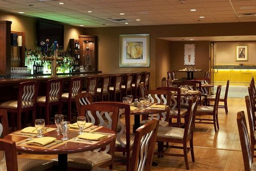 Внешний вид отеля Hilton Newark Penn Station в Ньюарке, фото 5