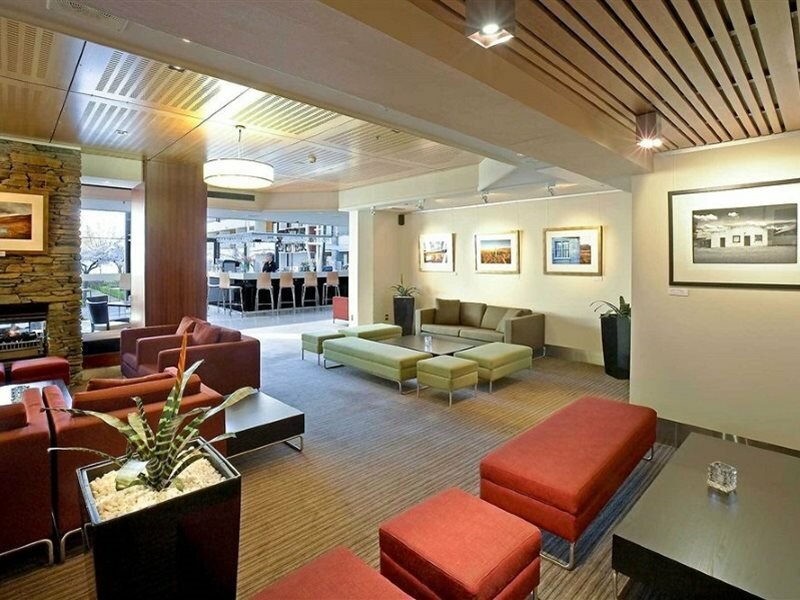 Фото Novotel Queenstown Lakeside