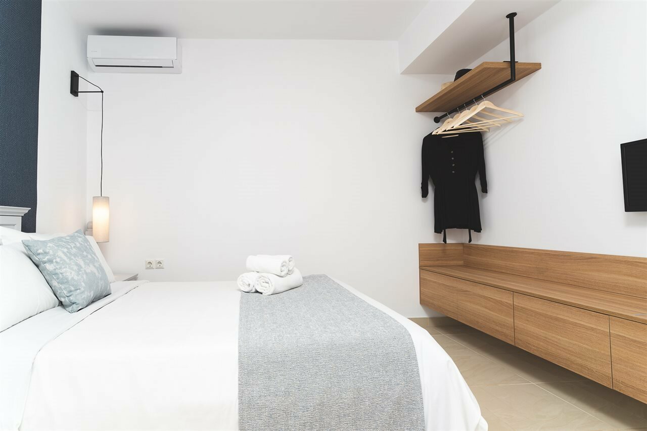 Фото Zeus Village Resort - Adults Only
