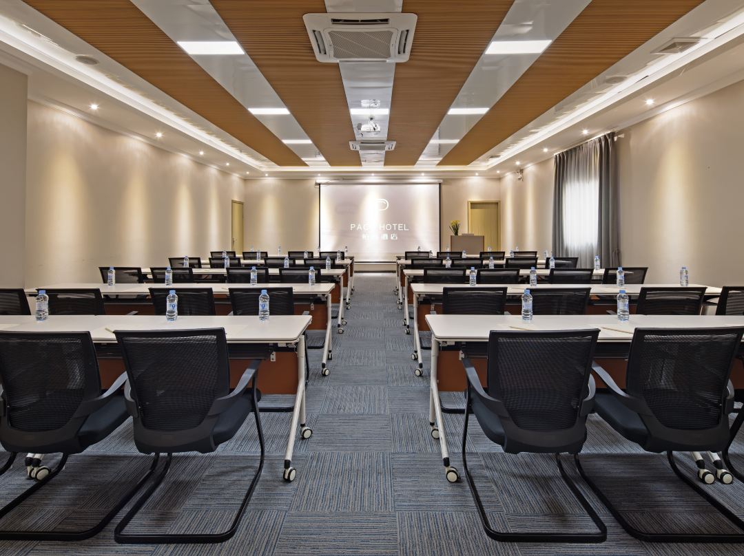 Фото Paco Business Hotel Guangzhou Tianpingjia Metro Branch